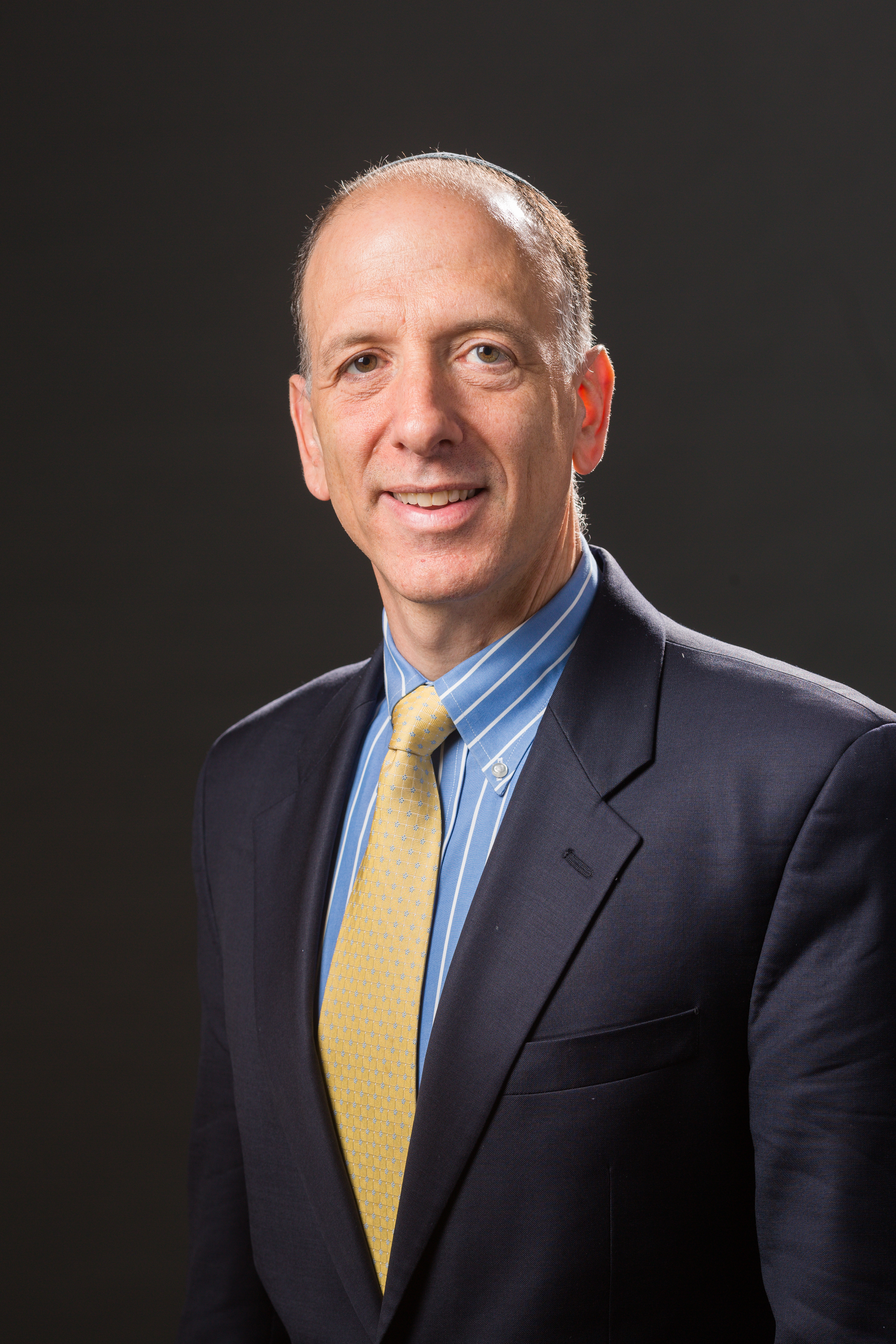 Blumenfeld receives prestigious award that supports research into